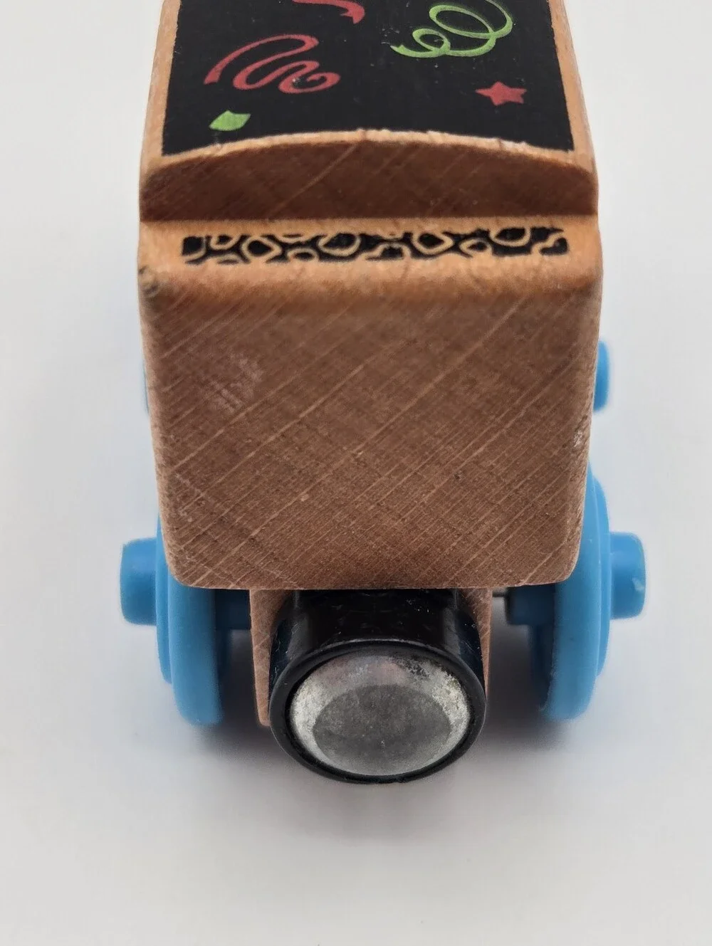 2018 Thomas The Tank Engine Wooden Birthday Cake Train FHM61